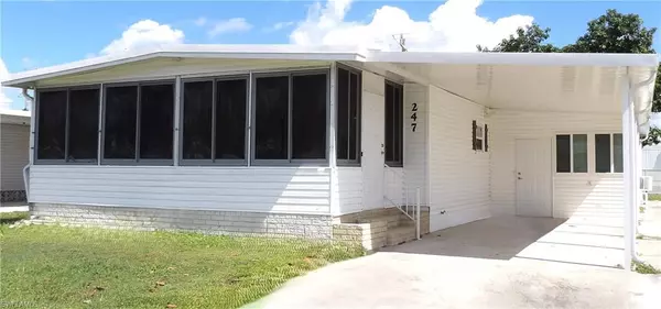 247 SHRUB LN N, North Fort Myers, FL 33917