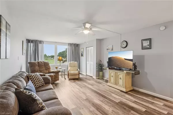 Fort Myers, FL 33907,1700 Pine Valley DR #215