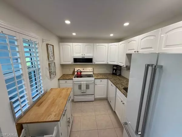 Fort Myers, FL 33907,1724 Pine Valley DR #114