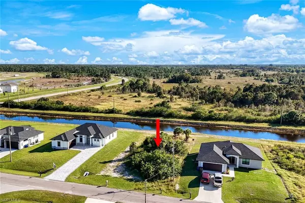 Lehigh Acres, FL 33974,222 Preston ST