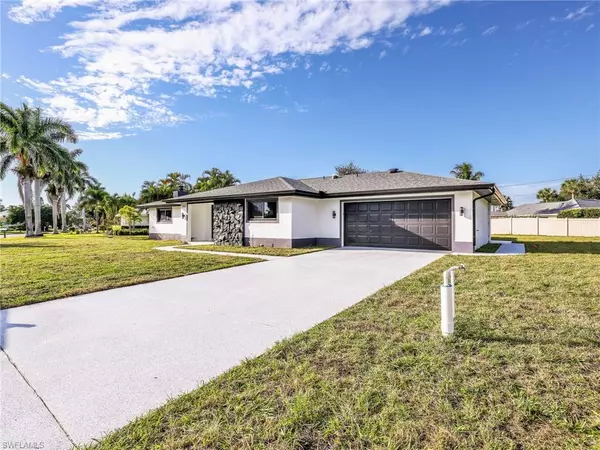 Fort Myers, FL 33919,1365 Kingswood CT