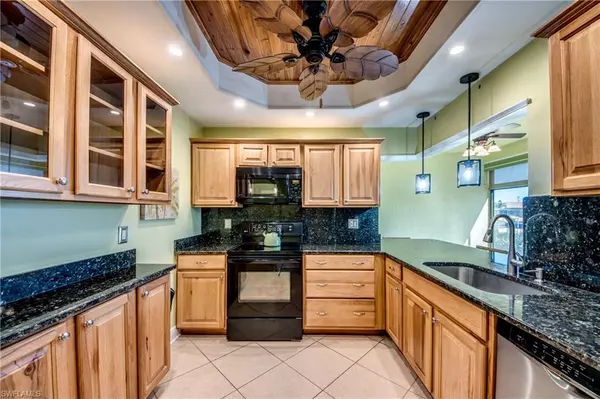 Cape Coral, FL 33914,5515 SW 12th AVE #103