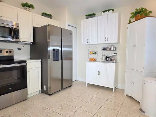 Alva, FL 33920,2305 Summersweet DR