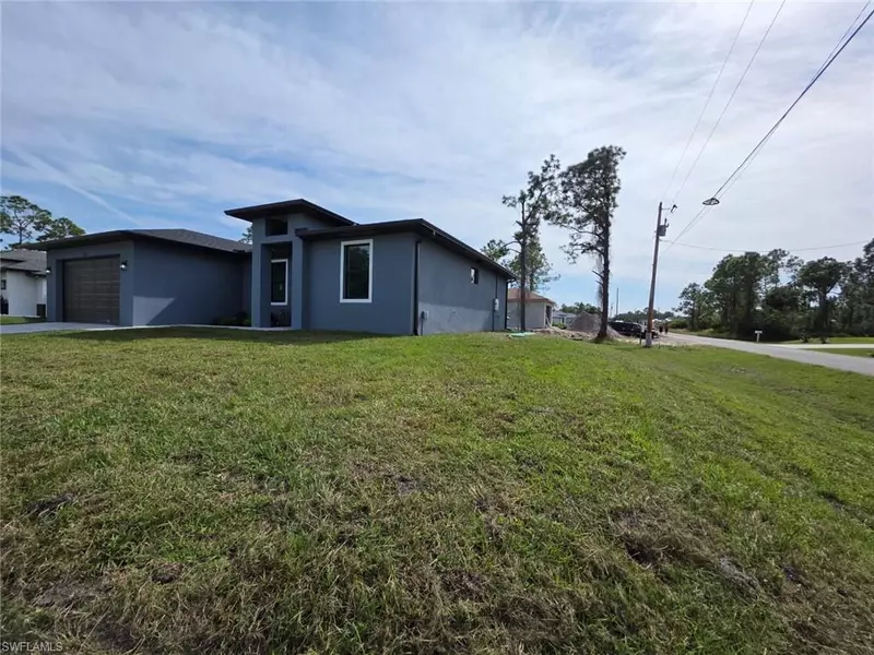 1507 W 11th ST, Lehigh Acres, FL 33972