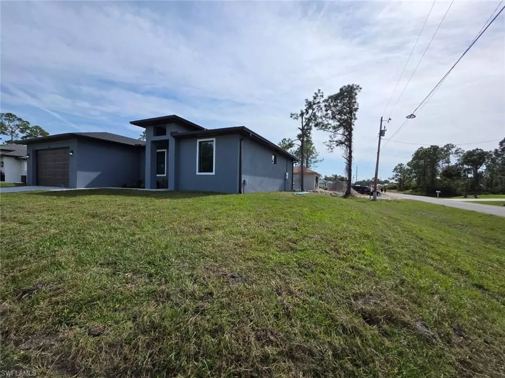 Lehigh Acres, FL 33972,1507 W 11th ST