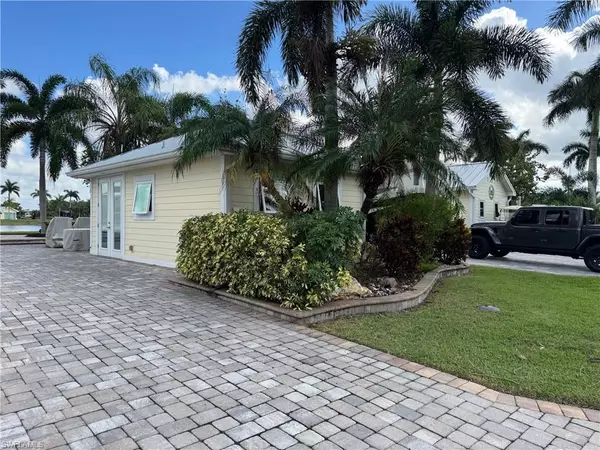 Labelle, FL 33935,Lot 243 3034 E Riverbend Resort BLVD