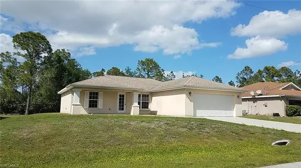 2914 48th ST W, Lehigh Acres, FL 33971