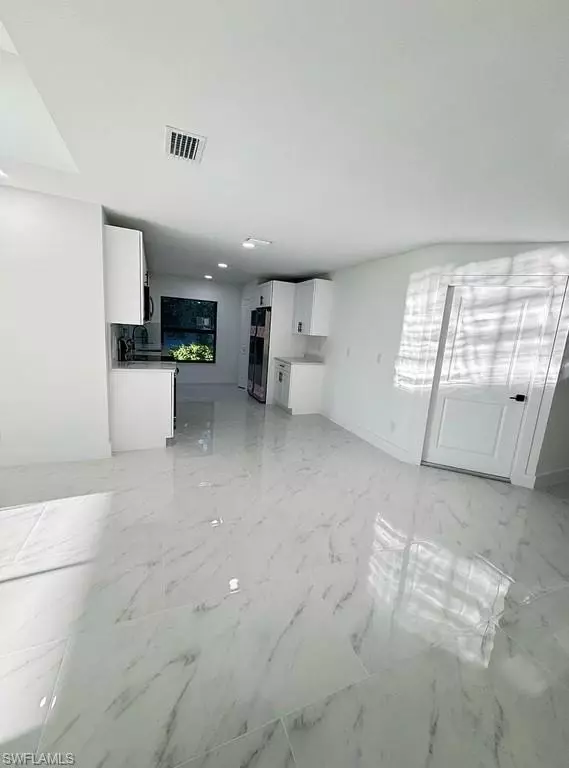 Lehigh Acres, FL 32746,15 Louisiana RD