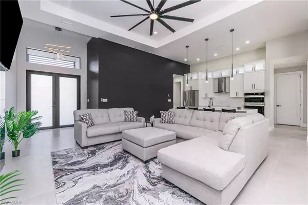 Cape Coral, FL 33990,126 SE 20th ST