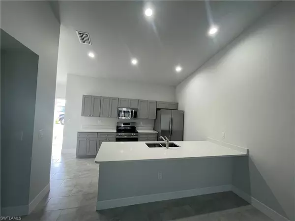 Cape Coral, FL 33914,1501 Gleason PKWY