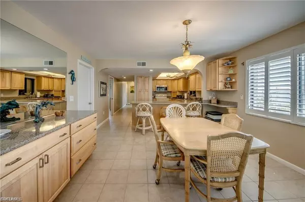 Fort Myers Beach, FL 33931,392 Estero BLVD #305