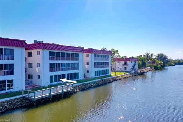 Sanibel, FL 33957,1610 Middle Gulf DR #C2