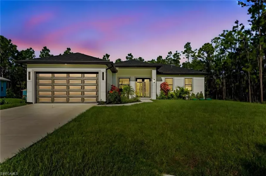 824 Grenada AVE, Lehigh Acres, FL 33974