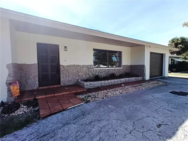 Fort Myers, FL 33901,1848 Winkler AVE