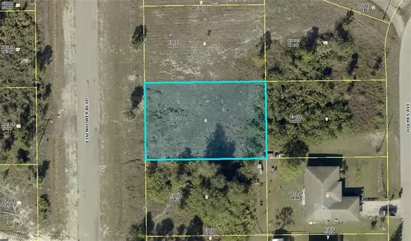 3006 54th ST W, Lehigh Acres, FL 33971
