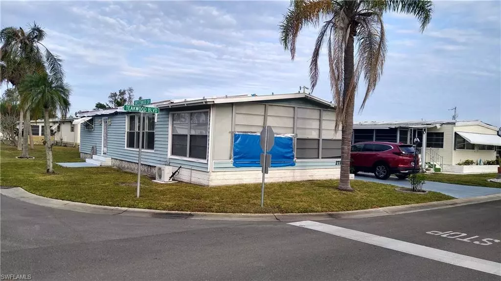 North Fort Myers, FL 33917,2727 Teakwood BLVD