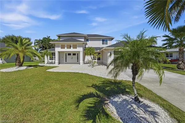 Cape Coral, FL 33914,229 SW 38th TER