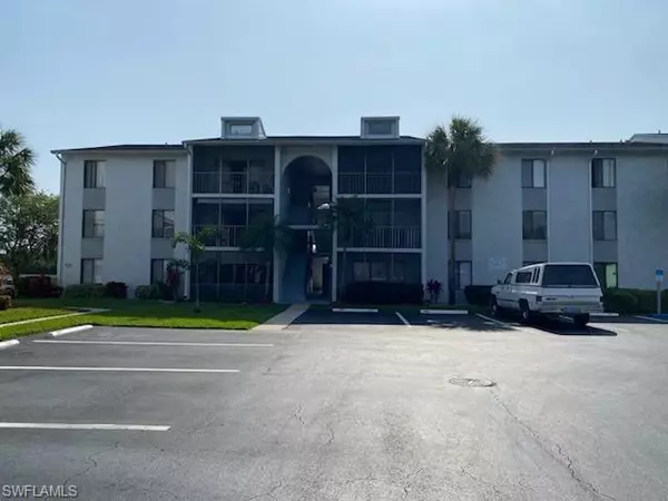 4701 Lakeside Club BLVD #10, Fort Myers, FL 33905
