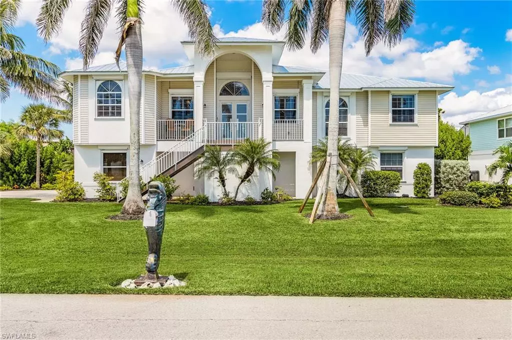 Sanibel, FL 33957,3351 Barra CIR