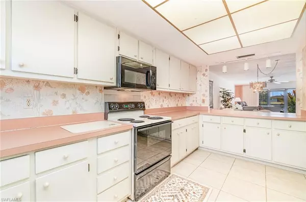 Cape Coral, FL 33904,511 SE 43rd ST #105