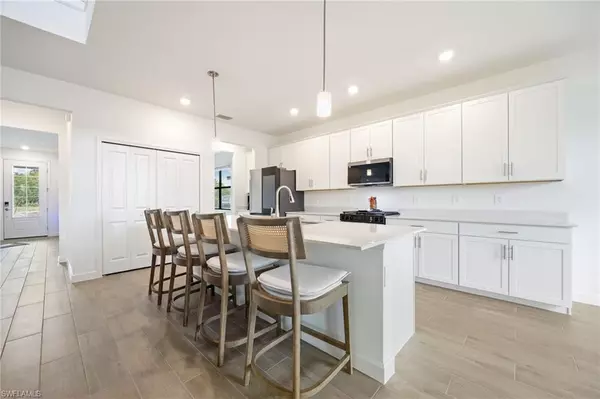 Estero, FL 33928,19112 Hanley BLVD