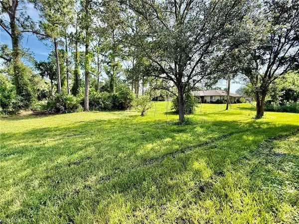 Lehigh Acres, FL 33972,505 E 5th ST