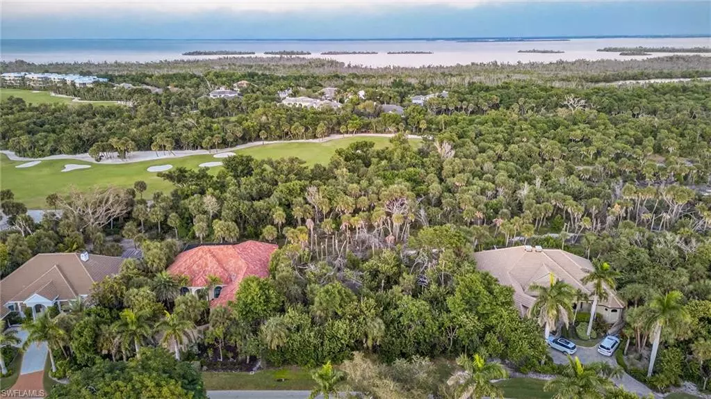 2372 Wulfert RD, Sanibel, FL 33957