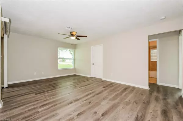 Cape Coral, FL 33990,1820 SE 10th ST