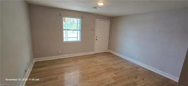 Bonita Springs, FL 34135,12104 Suncrest LN