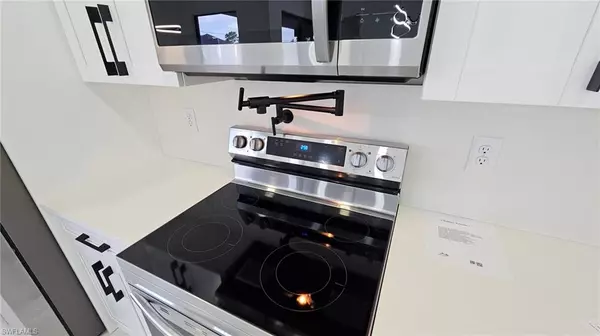 Lehigh Acres, FL 33972,1214 Hibiscus AVE