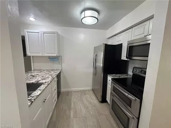 Cape Coral, FL 33990,1228 SE 24th AVE #A