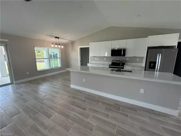 Cape Coral, FL 33993,2106 Nelson RD N