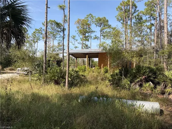 North Fort Myers, FL 33917,9881 Councilor LN