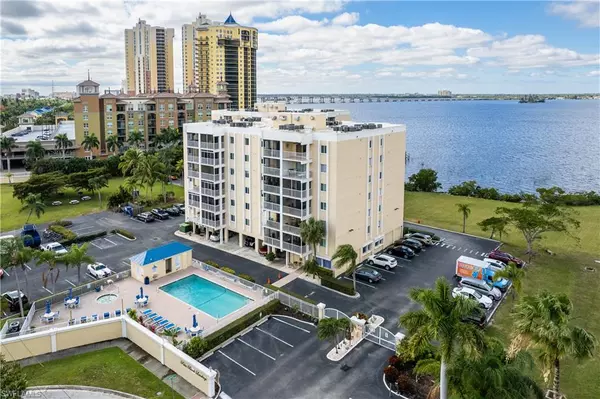 Fort Myers, FL 33916,2875 Palm Beach BLVD #607