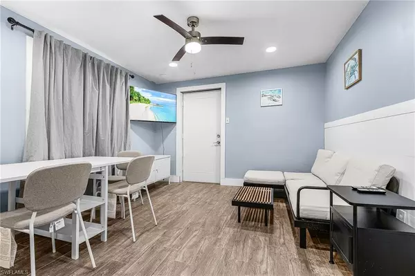 Fort Myers Beach, FL 33931,135 Delmar AVE #C