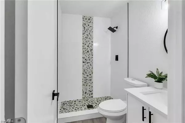 North Fort Myers, FL 33917,1675 Temple TER