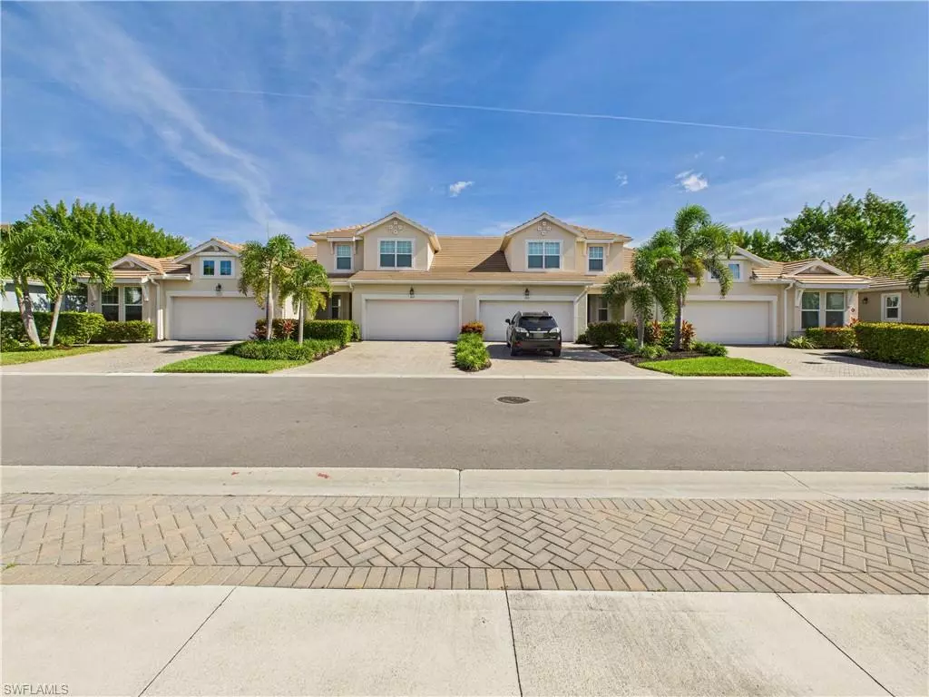 Naples, FL 34112,4714 Arboretum CIR #101