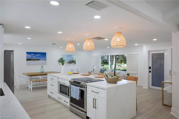 Sanibel, FL 33957,1224 Kittiwake CIR