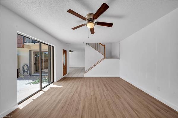 1444 Park Shore CIR #4, Fort Myers, FL 33901