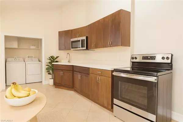 Lehigh Acres, FL 33972,1507 E 9th ST