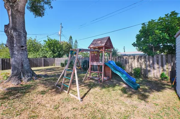 Fort Myers, FL 33905,12932 3rd ST