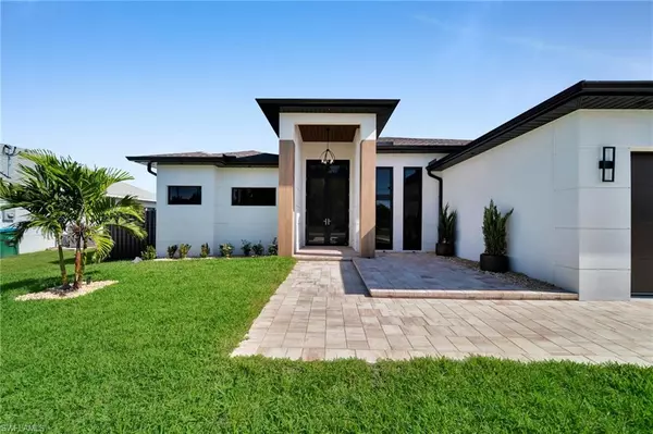 Cape Coral, FL 33991,639 SW 18th CT