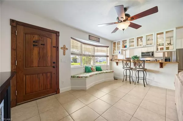 Cape Coral, FL 33904,5128 York CT