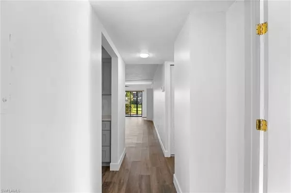 North Fort Myers, FL 33917,15456 admiralty CIR #1