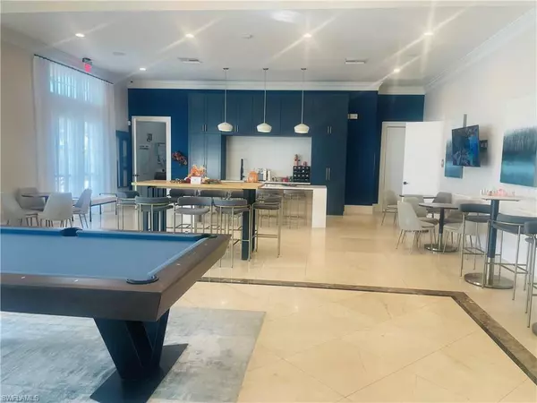 Naples, FL 34119,7054 Ambrosia LN #3301