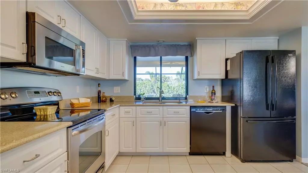 2005 Bolado PKWY, Cape Coral, FL 33990