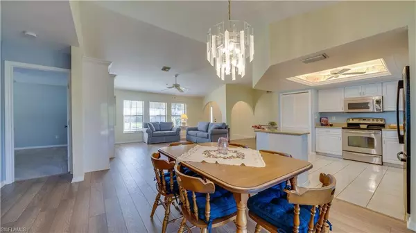 Cape Coral, FL 33990,2005 Bolado PKWY