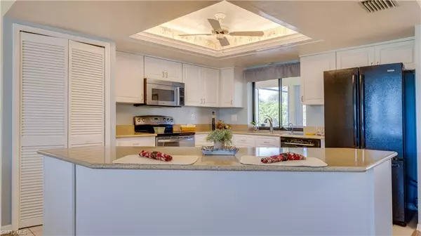 Cape Coral, FL 33990,2005 Bolado PKWY