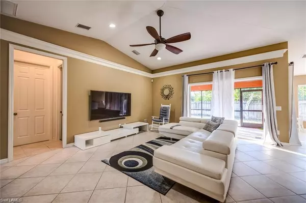 Fort Myers, FL 33967,9036 Henry RD