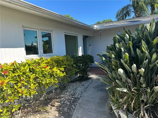 Cape Coral, FL 33904,1401 SE 25th TER